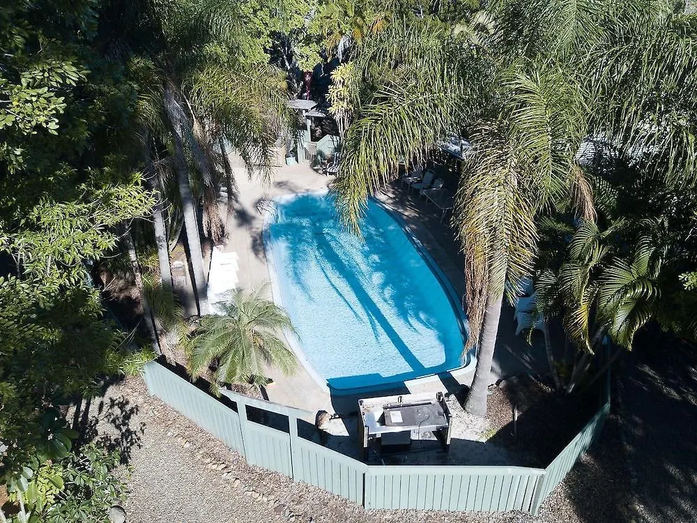 Hostel Nomads Noosa Pansiyon