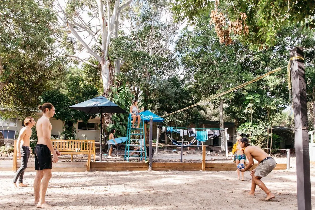 Hostel Nomads Noosa Pansiyon