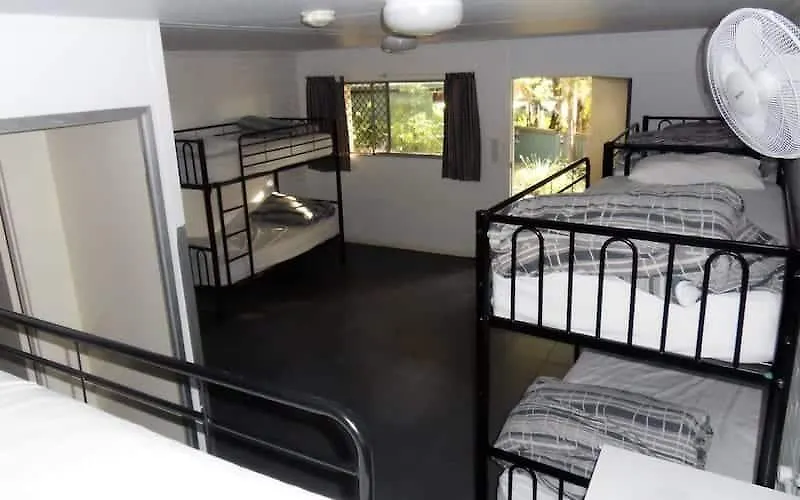 Nomads Noosa Hostel Australia